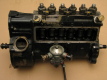 pumpe ist draussen: eine hydralikrohrverschraubung und ein umgeflexter meissel ersetzen prima die deutz-specialtools.